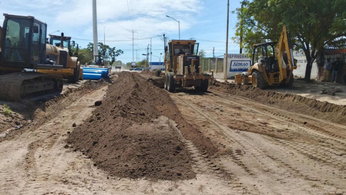 Realizará SEPUIMM trabajos en la red de agua potable del crucero Colosio–Margarita Maza, en La Paz
