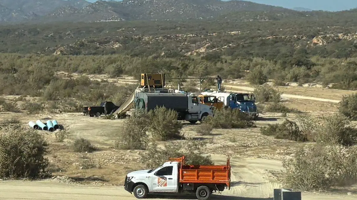 Víctor Castro reconoce que fallaron en acabar con el “huachicoleo” de agua en pipas