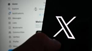 Algoritmo de X conduce a los usuarios hacia posiciones políticas más conservadoras