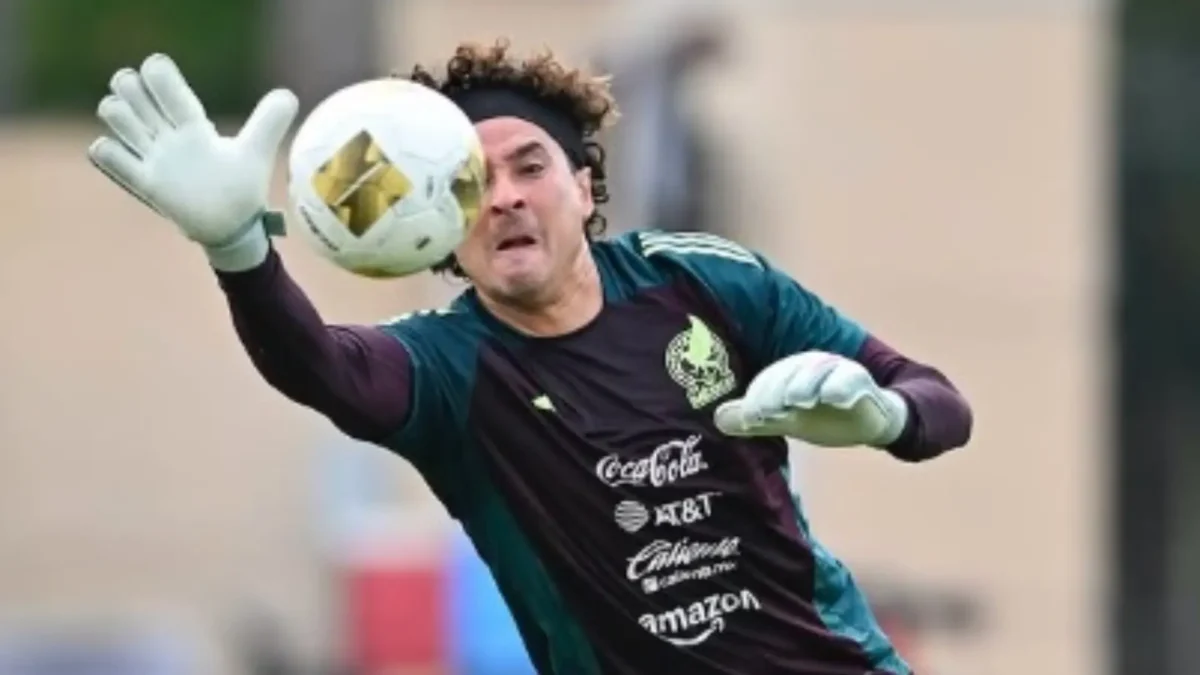 ¡Ochoa, monumental! AEL Limassol avanzó a las semifinales de la Copa de Chipre 
