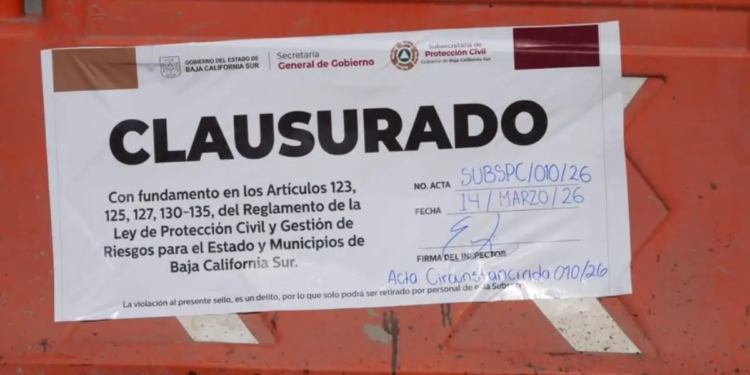 Clausura Protección Civil el tramo carretero Chametla–El Centenario