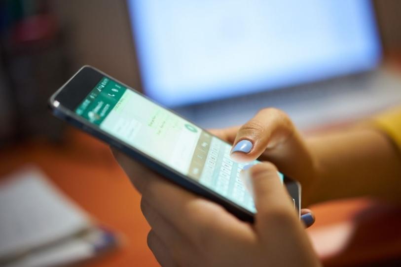 Psicóloga advierte que quitar pantallas de golpe puede causar ansiedad infantil