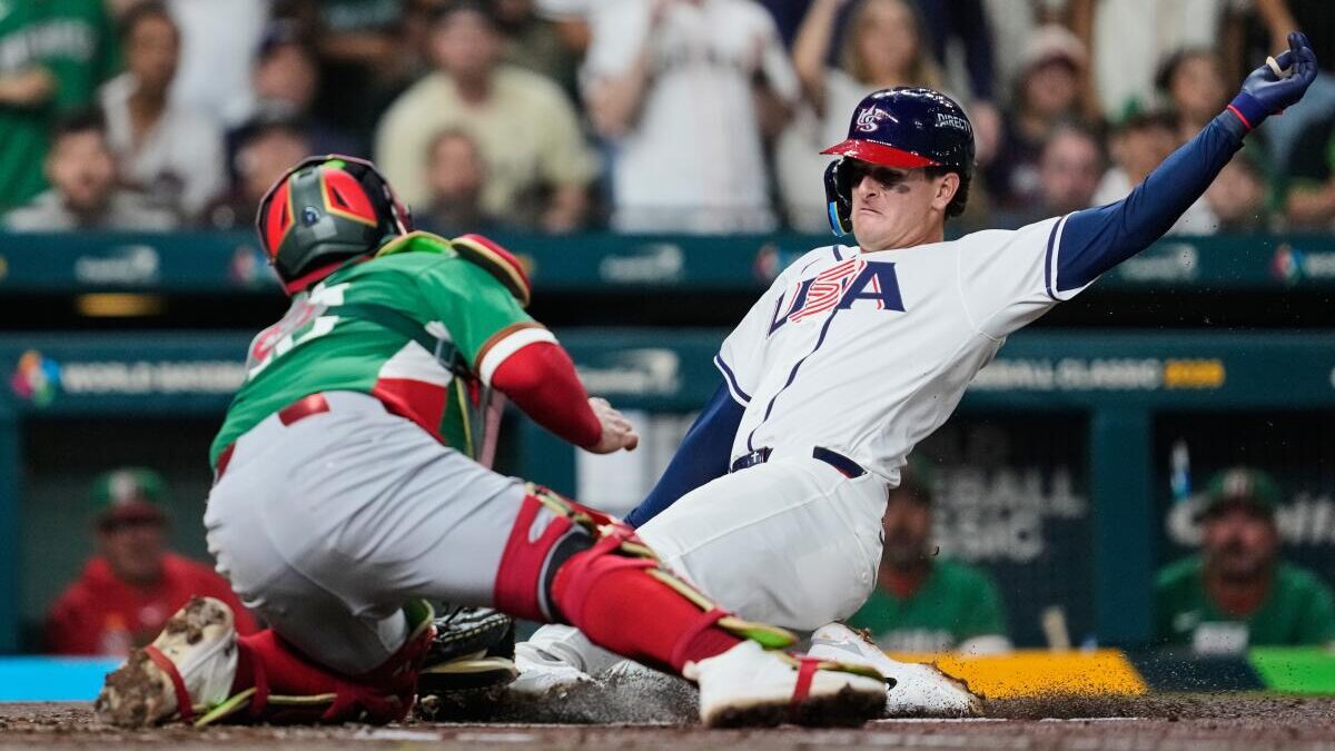 México cae ante Estados Unidos 5-3 en duelo de invictos del Grupo B