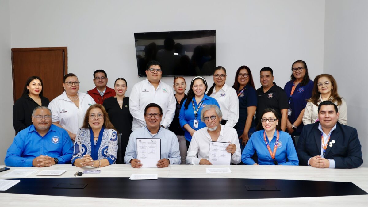 CECYTEBCS firma convenio de colaboración con UNIPAZ