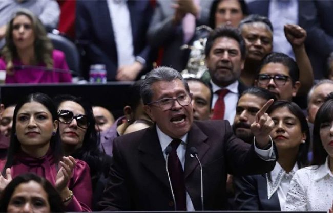 Reforma electoral “plan B” mantiene sueldos de líderes partidistas y recorta mínimamente a senadores