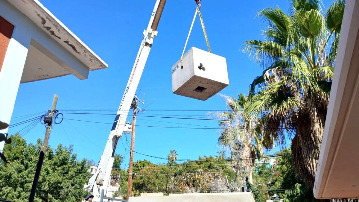 Atenderá ISIFE instalaciones eléctricas en 70 escuelas de BCS