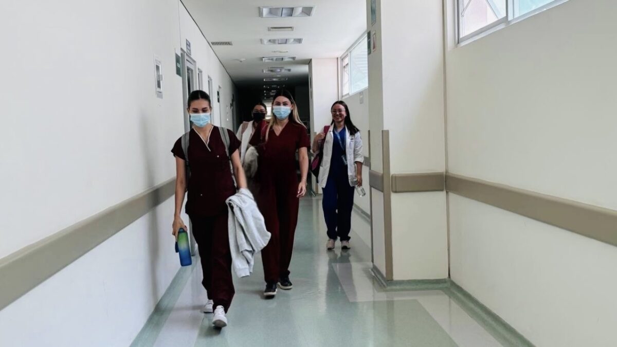 Convoca SNE a personal técnico en enfermería para trabajar en Alemania