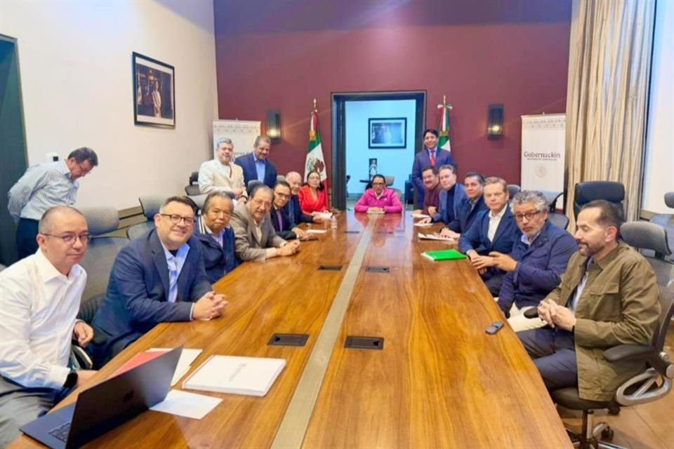 Ofrecen a PT y PVEM suavizar consulta de gasto a partidos