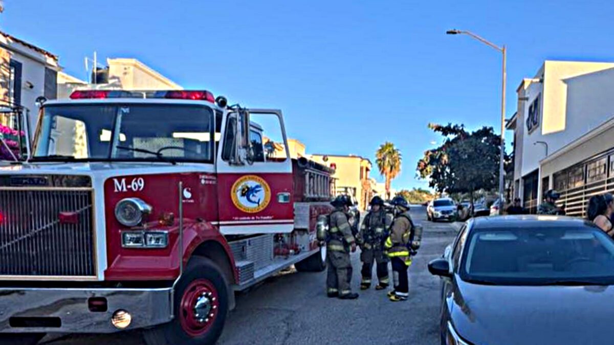 Persona terminó con varias quemaduras en el cuerpo, tras flamazo en domicilio de Los Cabos