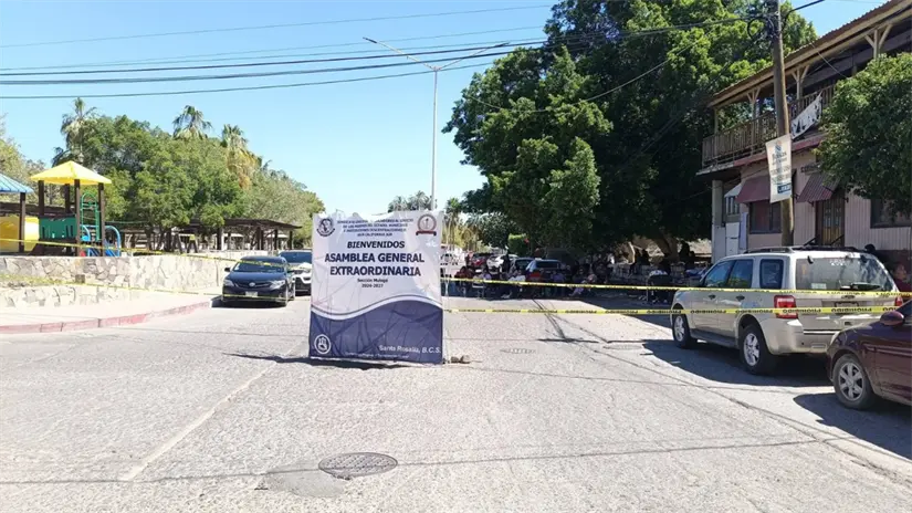 Burócratas de BCS planean nuevo bloqueo de la carretera Transpeninsular