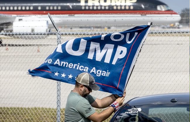 Florida rebautiza el aeropuerto de Palm Beach en honor al presidente Donald Trump