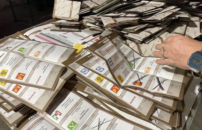 Morena da marcha atrás: PREP se mantiene en reforma electoral