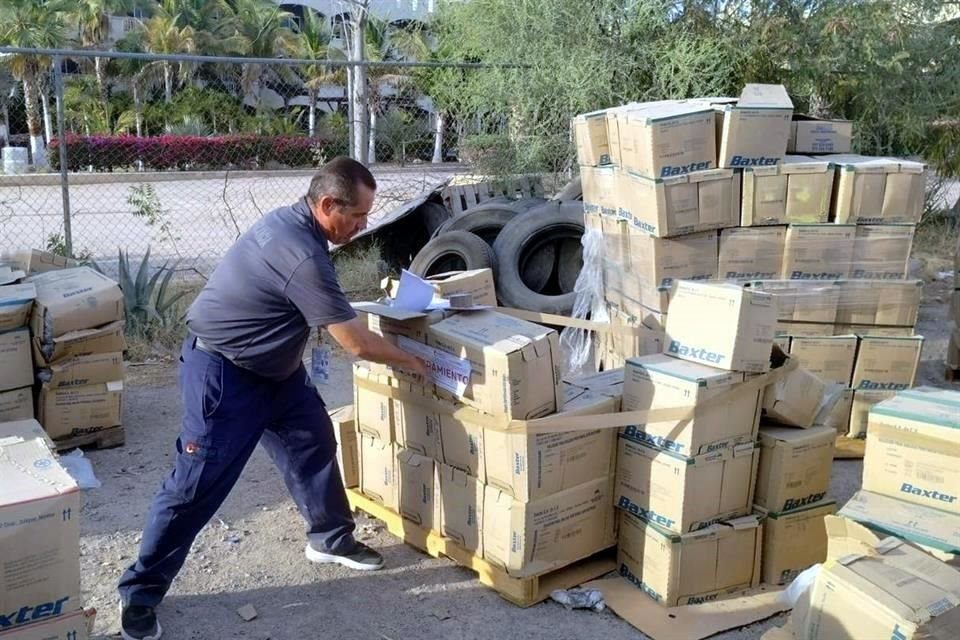 Pacientes oncológicos exigen investigar tiradero clandestino de medicamento en La Paz