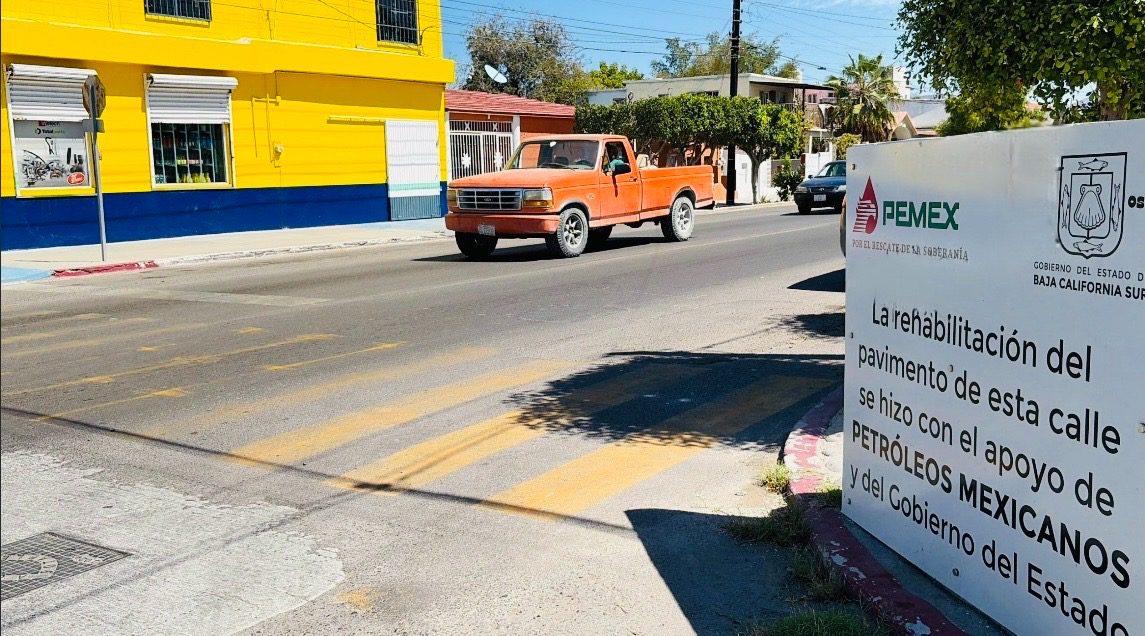 “Seguimos avanzando en la mejora de vialidades en BCS con apoyo de PEMEX”: Víctor Castro