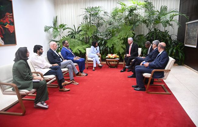 Díaz-Canel se reúne con congresistas de EU; les reitera voluntad de diálogo bilateral serio