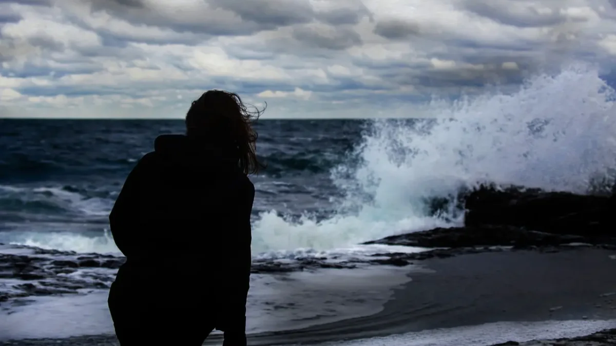 Conagua pronostica mar de fondo con olas de hasta 3 metros de altura en la península de Baja California