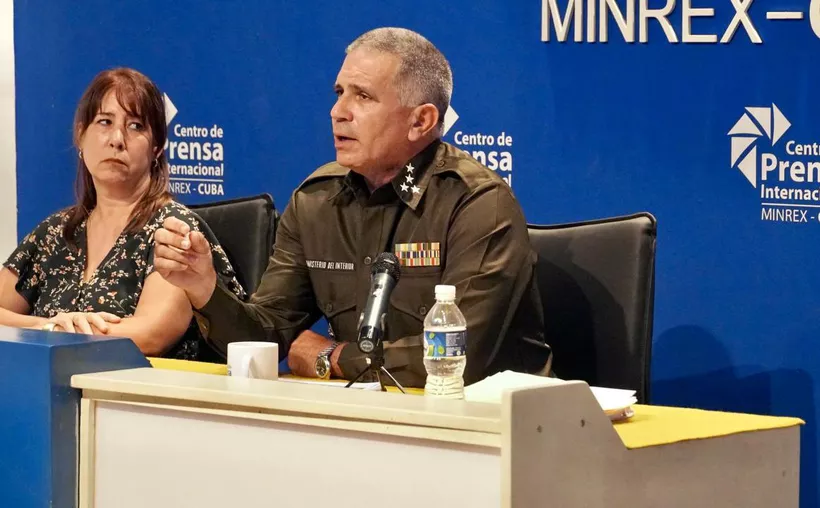 Cuba publica ley de migración: elimina obligación de regresar a la isla