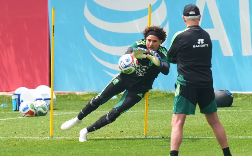 Guillermo Ochoa busca histórico sexto Mundial y define su retiro