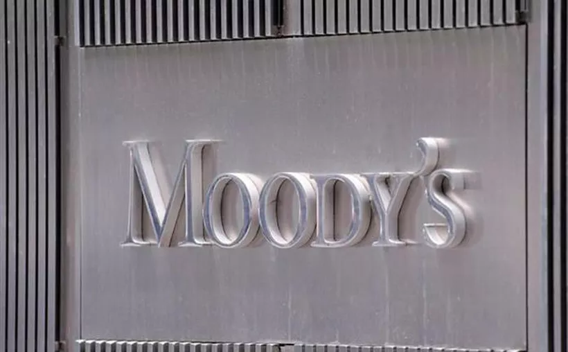 Moody’s baja la calificación de México por debilidad fiscal