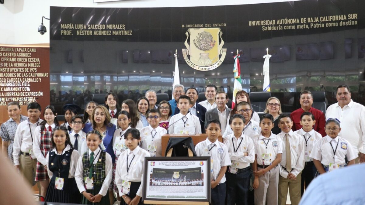 Reconoce Gobierno del Estado participación de la niñez en Parlamento Infantil