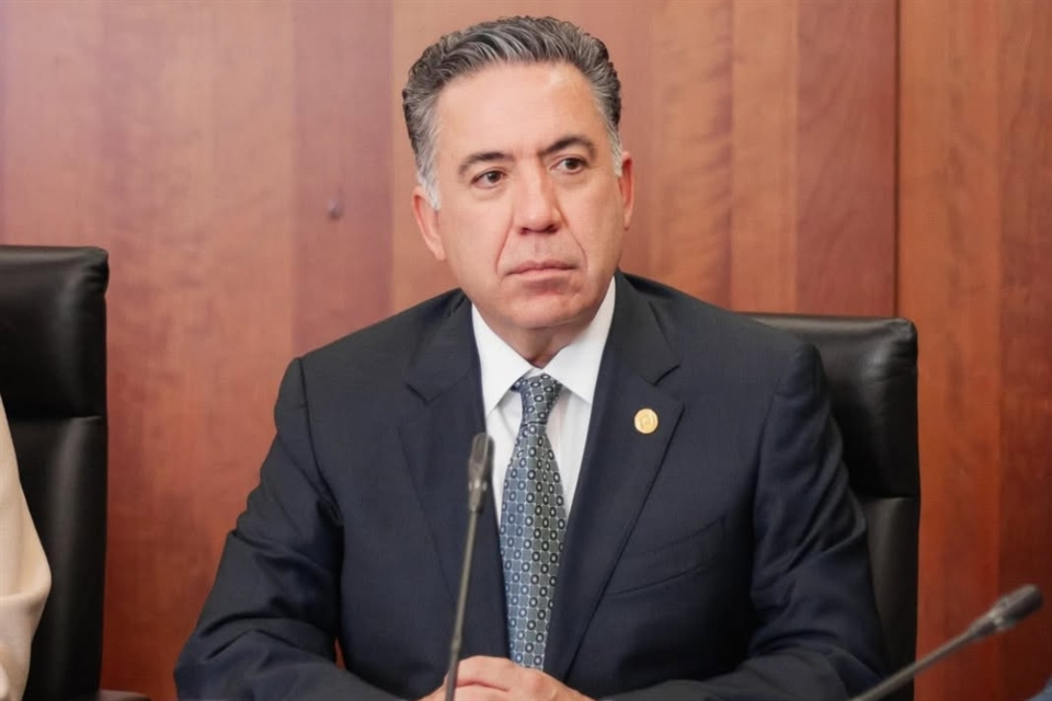 Podría ausencia de Inzunza complicar mayoría en el Senado
