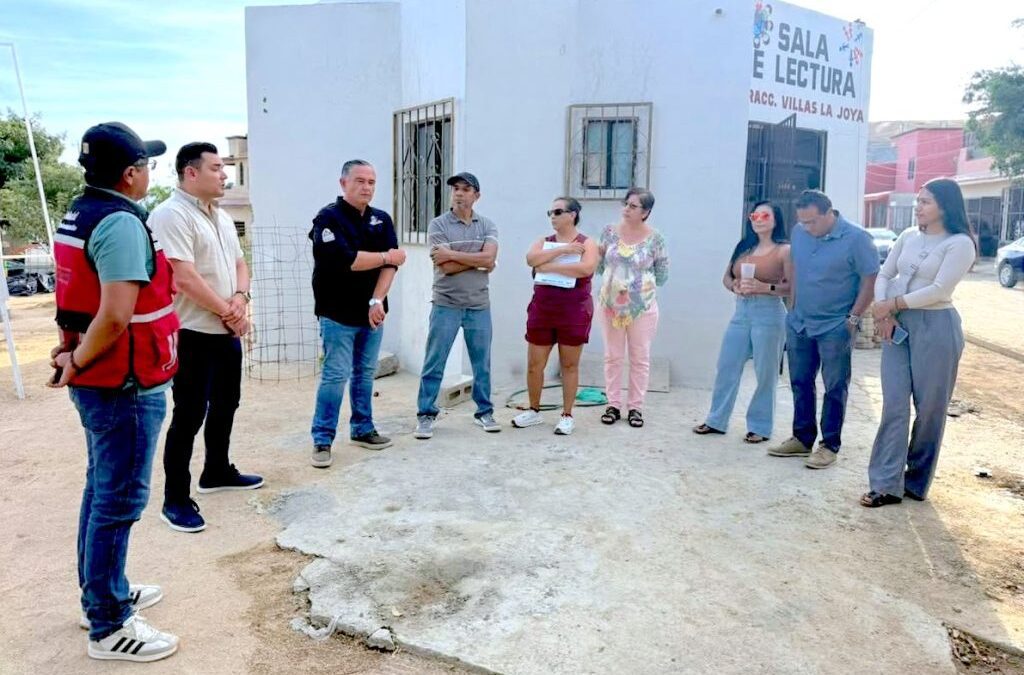 Supervisan obra de pavimentación en calles La Candelaria y El Brinco en Cabo San Lucas.