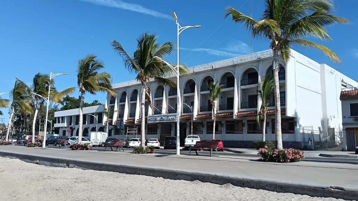 Hotel Los Arcos: 17 años de huelga, 81 trabajadores y 170 millones en juego