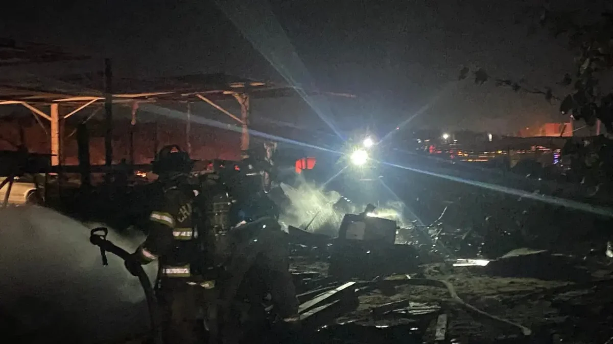 Incendio en Cabo San Lucas destruye más de 7 casas