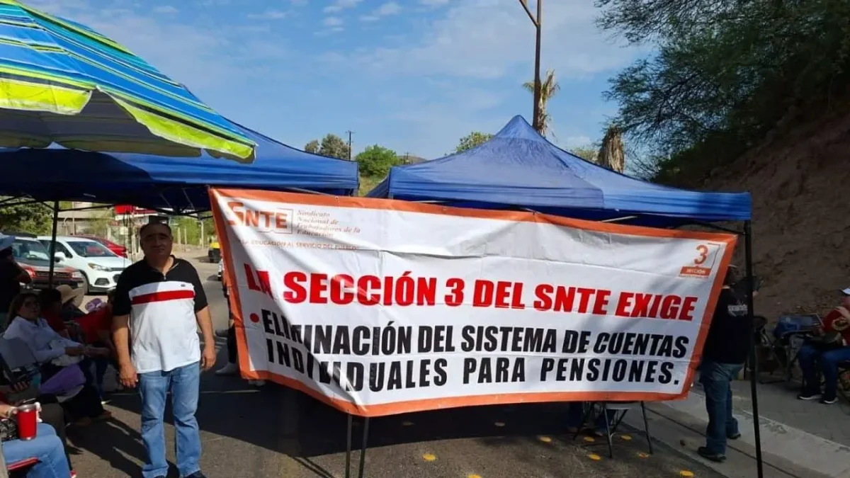 10 demandas por las que maestros del SNTE en Baja California Sur siguen en paro escolar