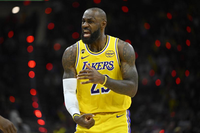 LeBron James comunica a Lakers que no seguirá con la franquicia para 2026-2027