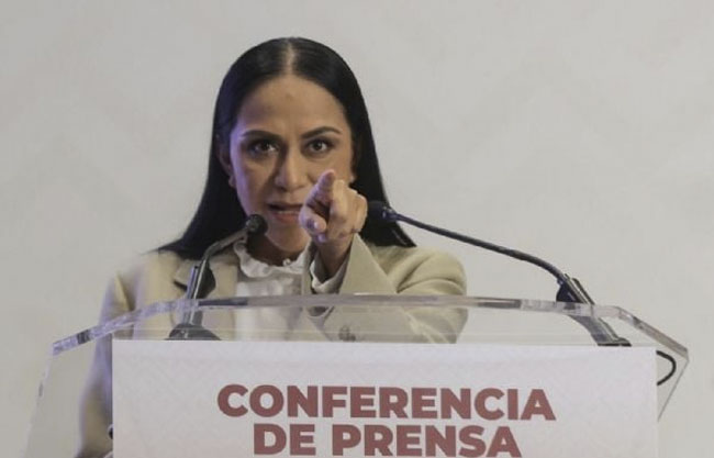 Ariadna Montiel arremete contra el PAN por denuncias contra AMLO