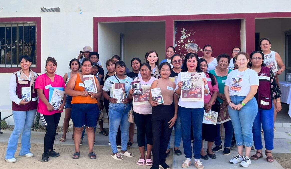 Promueve ISMujeres diálogo comunitario con mujeres de la comunidad de El Campamento