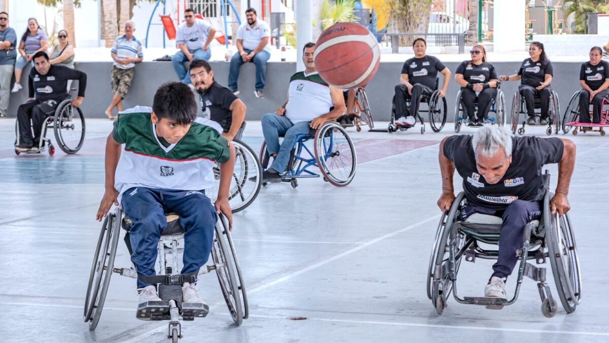 Promueve IMDIS inclusión mediante encuentro de básquetbol adaptado