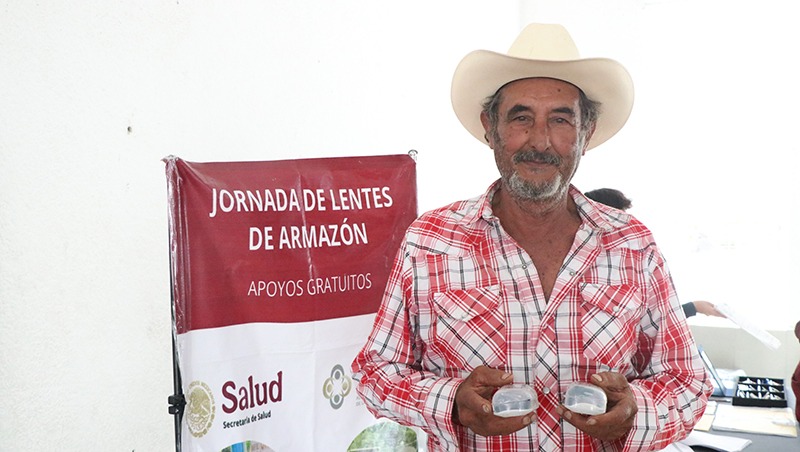 Entrega Gobierno estatal 650 anteojos gratuitos a población vulnerable