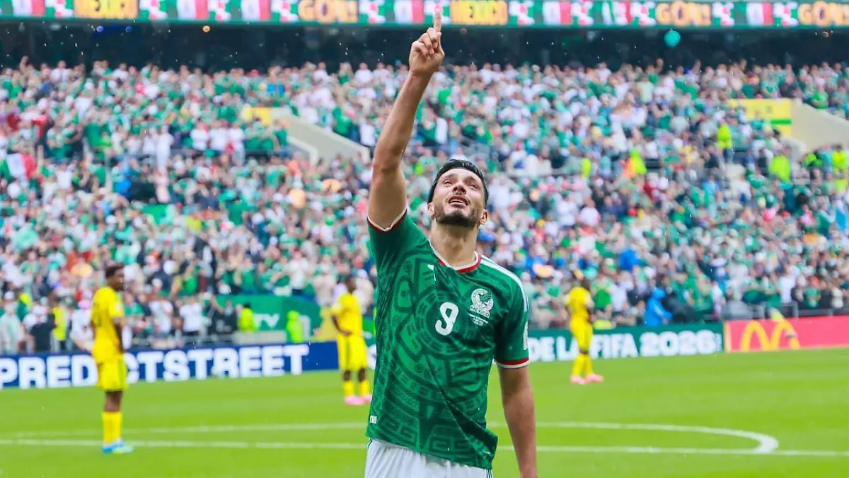 De Quirarte a Jiménez: 40 años, dos Mundiales y el mismo homenaje que erizó al Estadio Ciudad de México