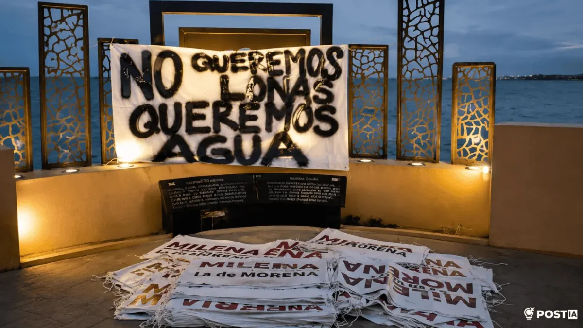 Dejan lonas a Milena Quiroga en el Malecón de La Paz ante la falta de agua: “No queremos lonas, queremos agua”, señalan