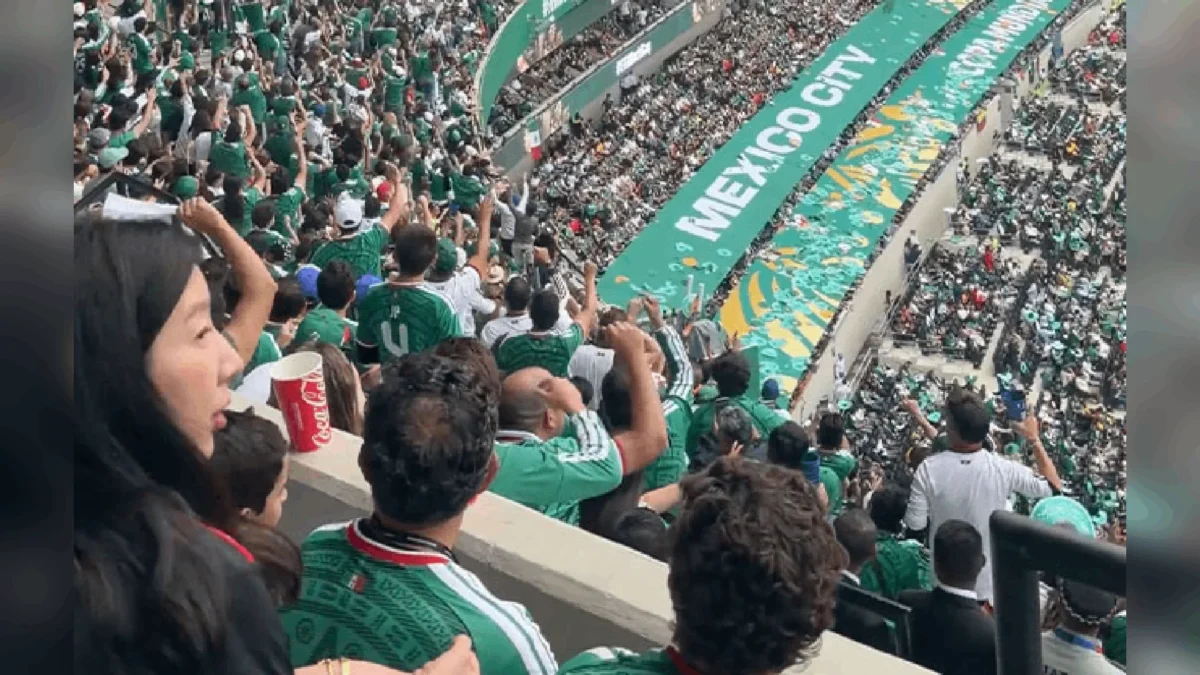 Grito “¡Fuera Morena!” se cuela al Azteca durante el partido inaugural