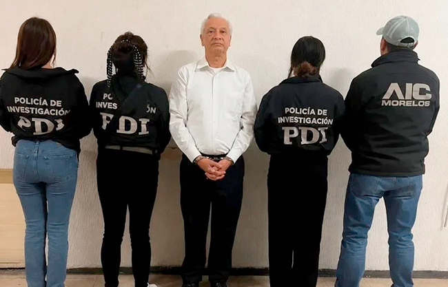 Dictan prisión preventiva a ex director de Pemex por golpiza