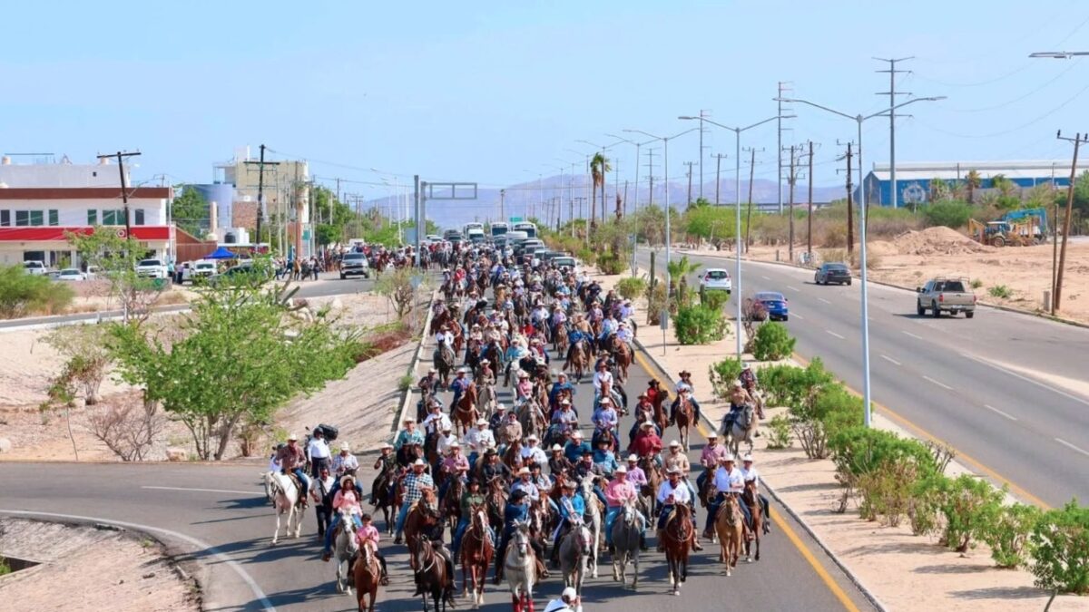 Santa Anita preserva sus tradiciones con multitudinaria cabalgata en sus Fiestas Tradicionales 2026