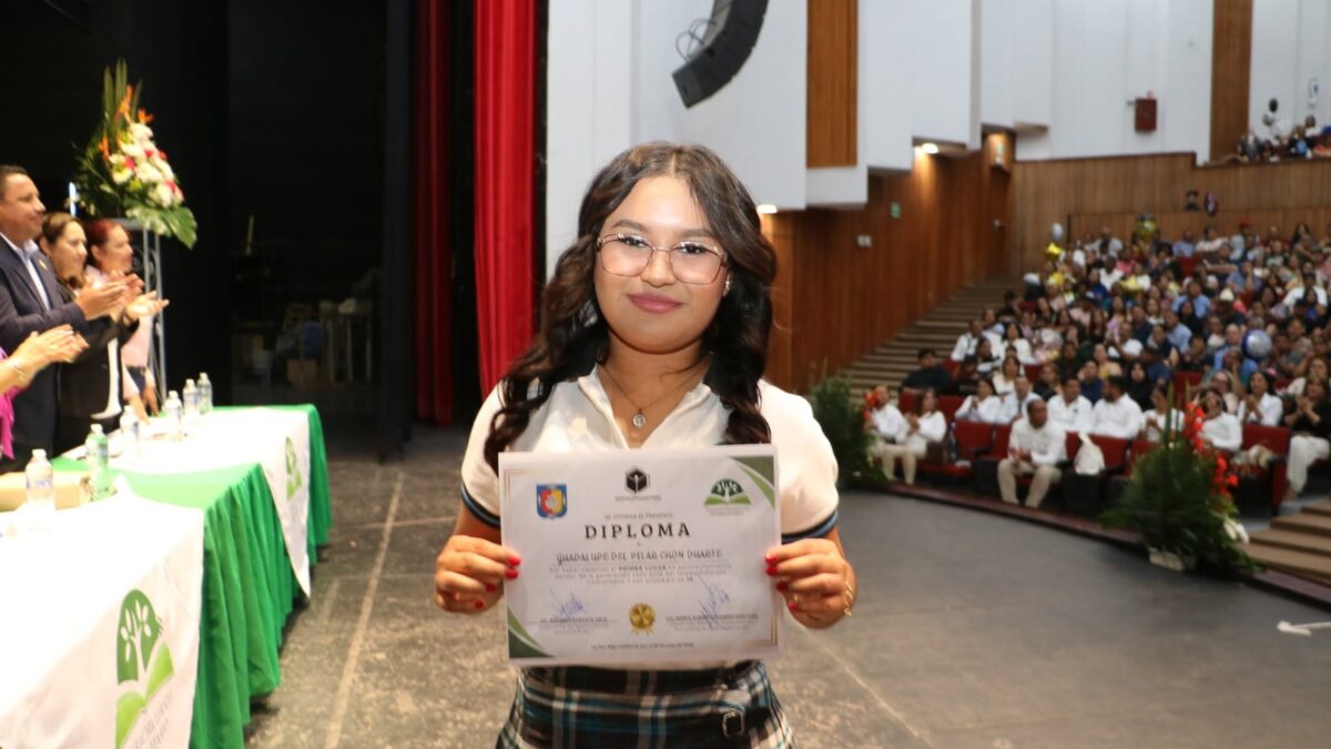 Egresan 783 estudiantes del Telebachillerato Comunitario en BCS