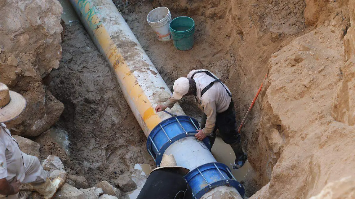Sin agua la zona turística y hotelera de La Paz