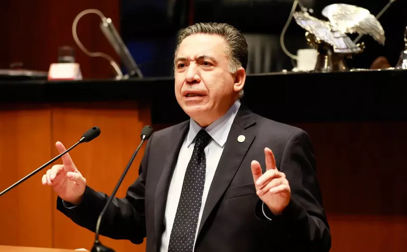Enrique Inzunza renuncia a bancada de Morena en el Senado