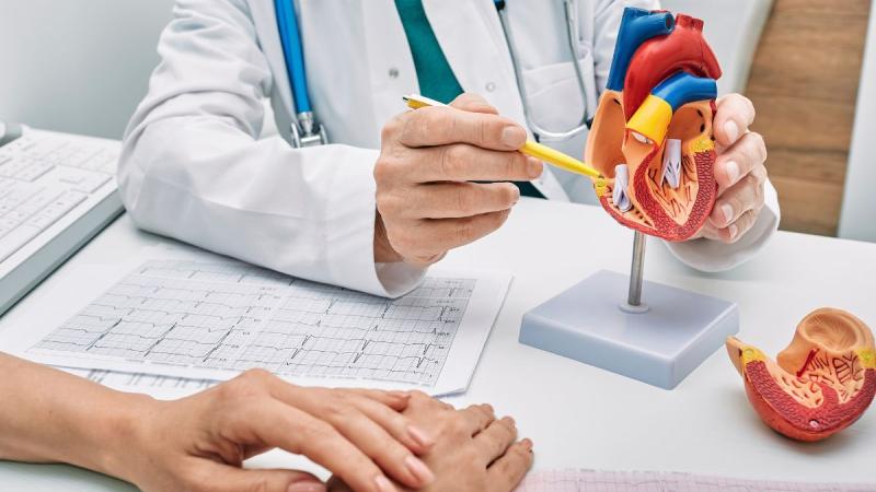 ¿El enojo puede provocar un infarto? Esto le pasa al corazón