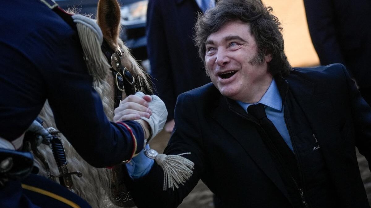 Argentina pierde más de 30 mil empresas desde que Milei llegó al poder