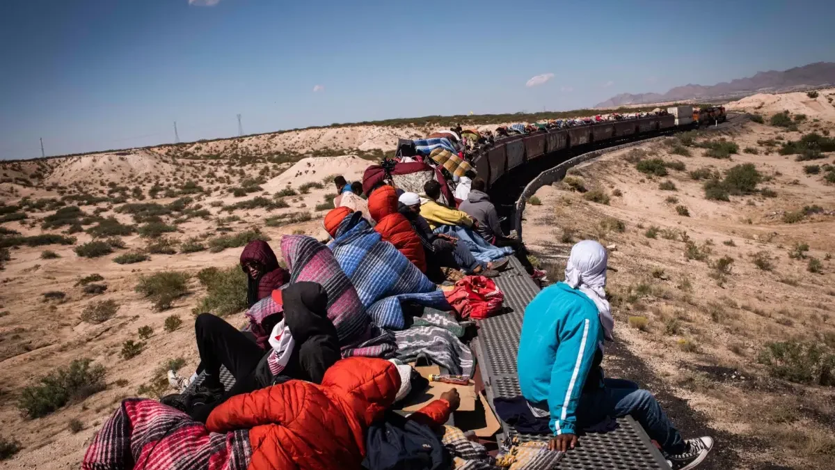 Trump quiere que México detenga a migrantes en frontera con EU; Rubio pide acción contra inmigración