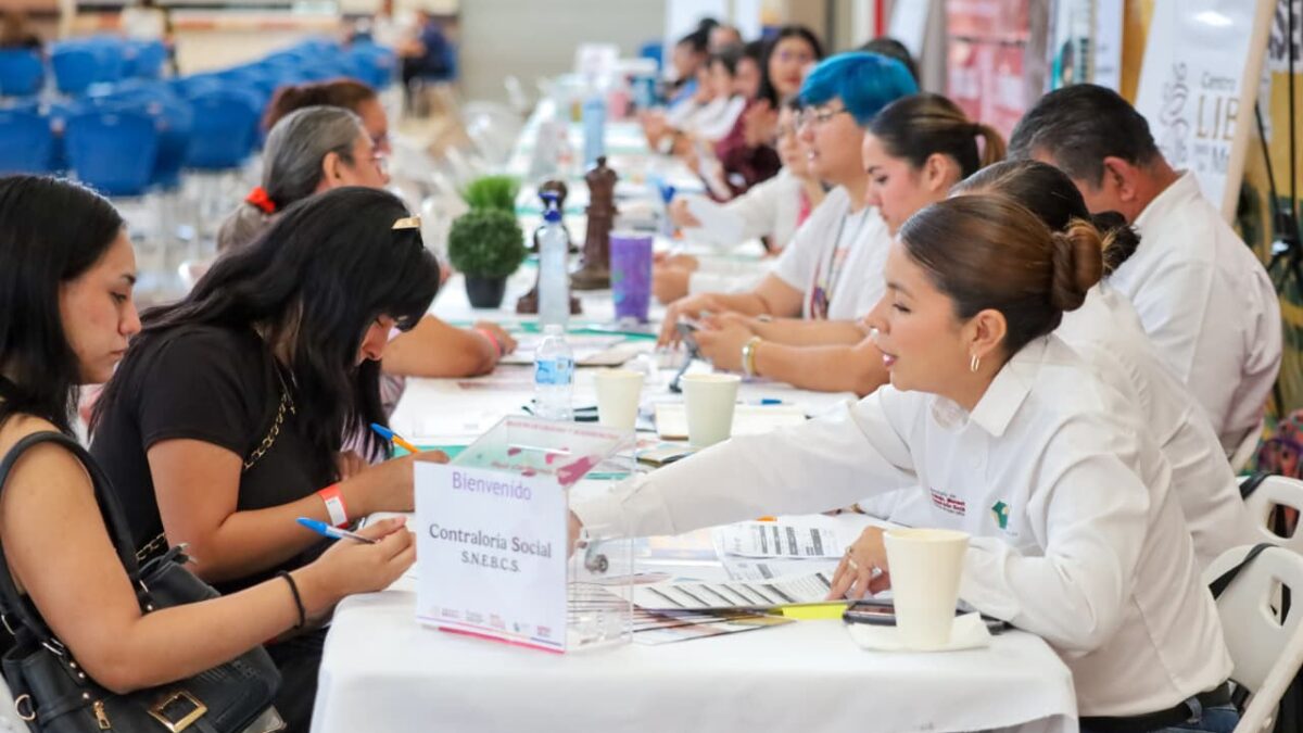 Convoca SNE a Feria Nacional de Empleo con más de 250 vacantes