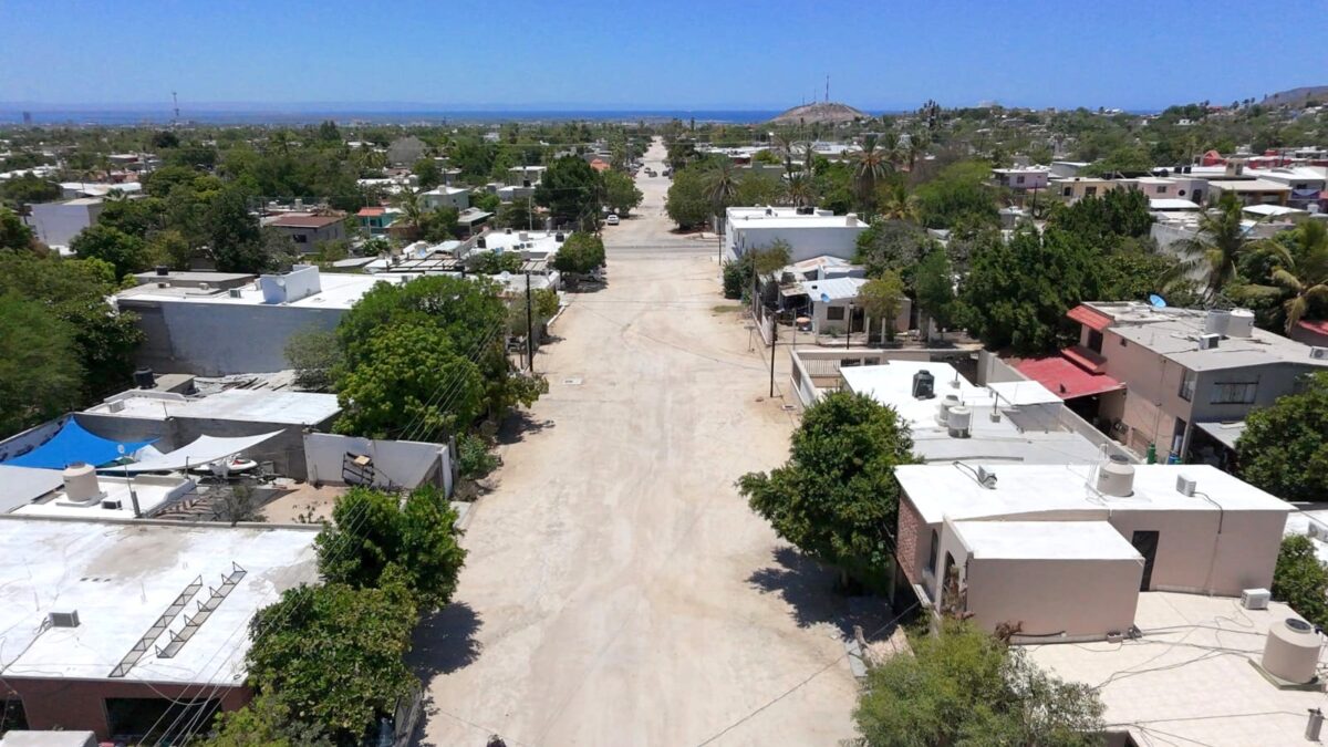 Inicia SEPUIMM pavimentación de la calle Constitución en La Paz