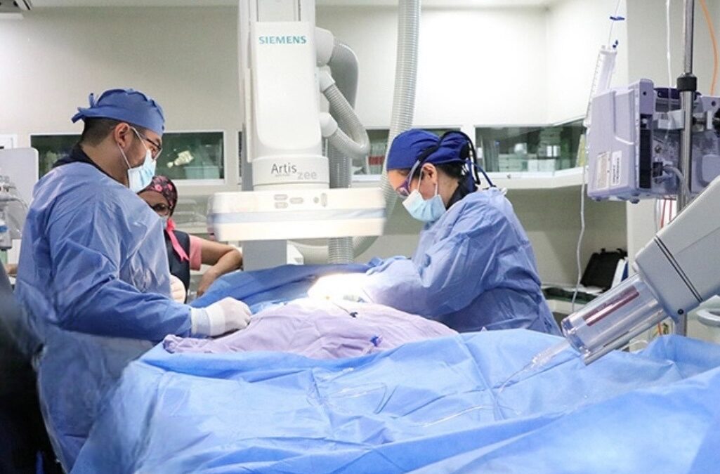Realiza Hospital Salvatierra jornada de cateterismos cardíacos para atender a 12 menores