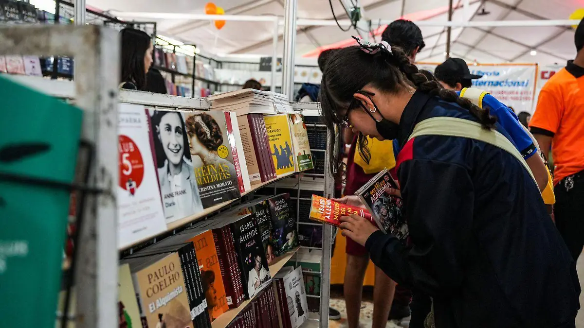 Feria del Libro UABCS 2026 abre convocatoria a escritores; tendrá a la UAM como invitada