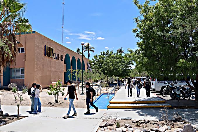 Arrancan las clases en la UABCS